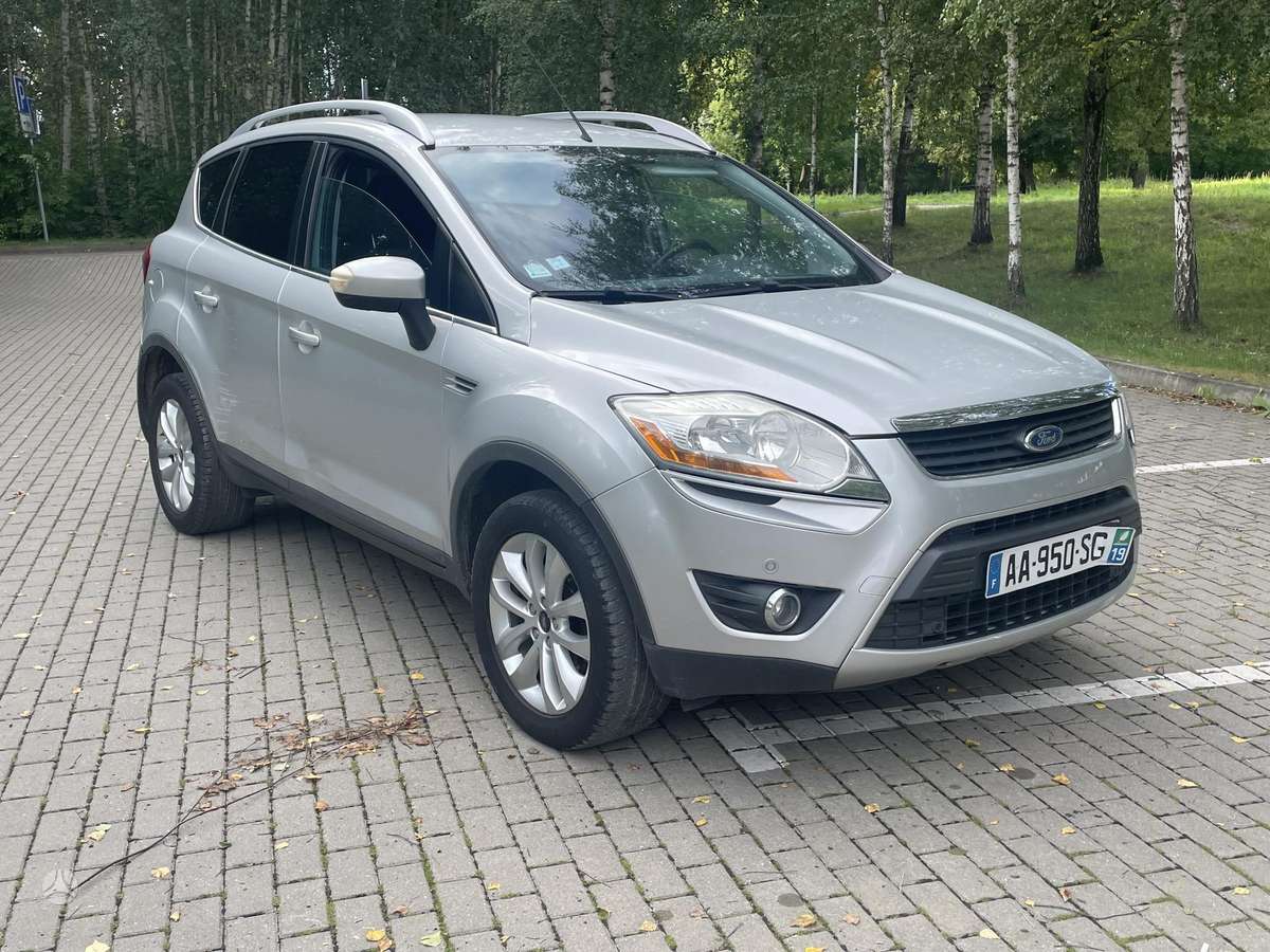 Ford Kuga 2009 — interior