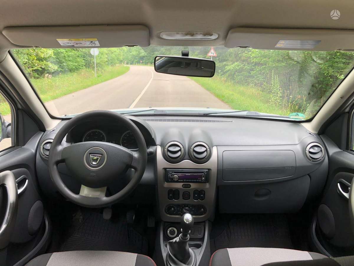 Dacia Duster 2013 — photo 11