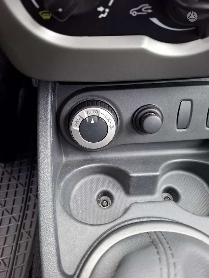 Dacia Duster 2013 — photo 12
