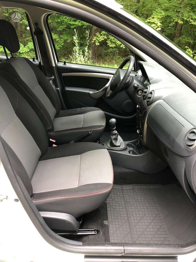 Dacia Duster 2013 — photo 9