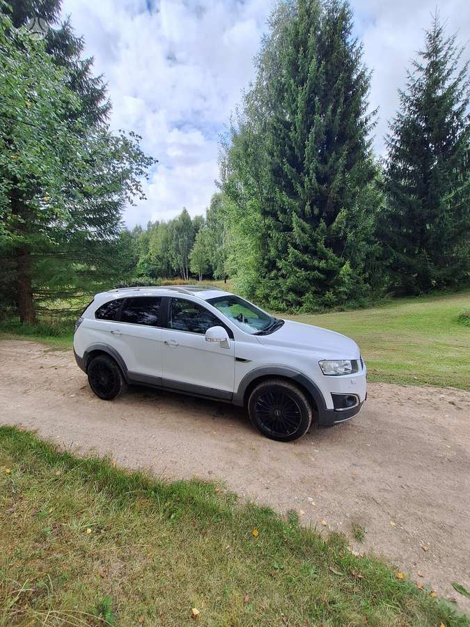 Chevrolet Captiva 2013 — двигун 2200 cm³, 184 HP (135kW)