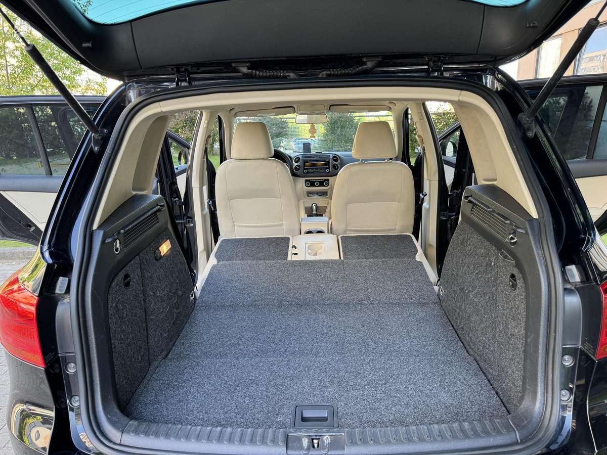 Volkswagen Tiguan 2012 — photo 10