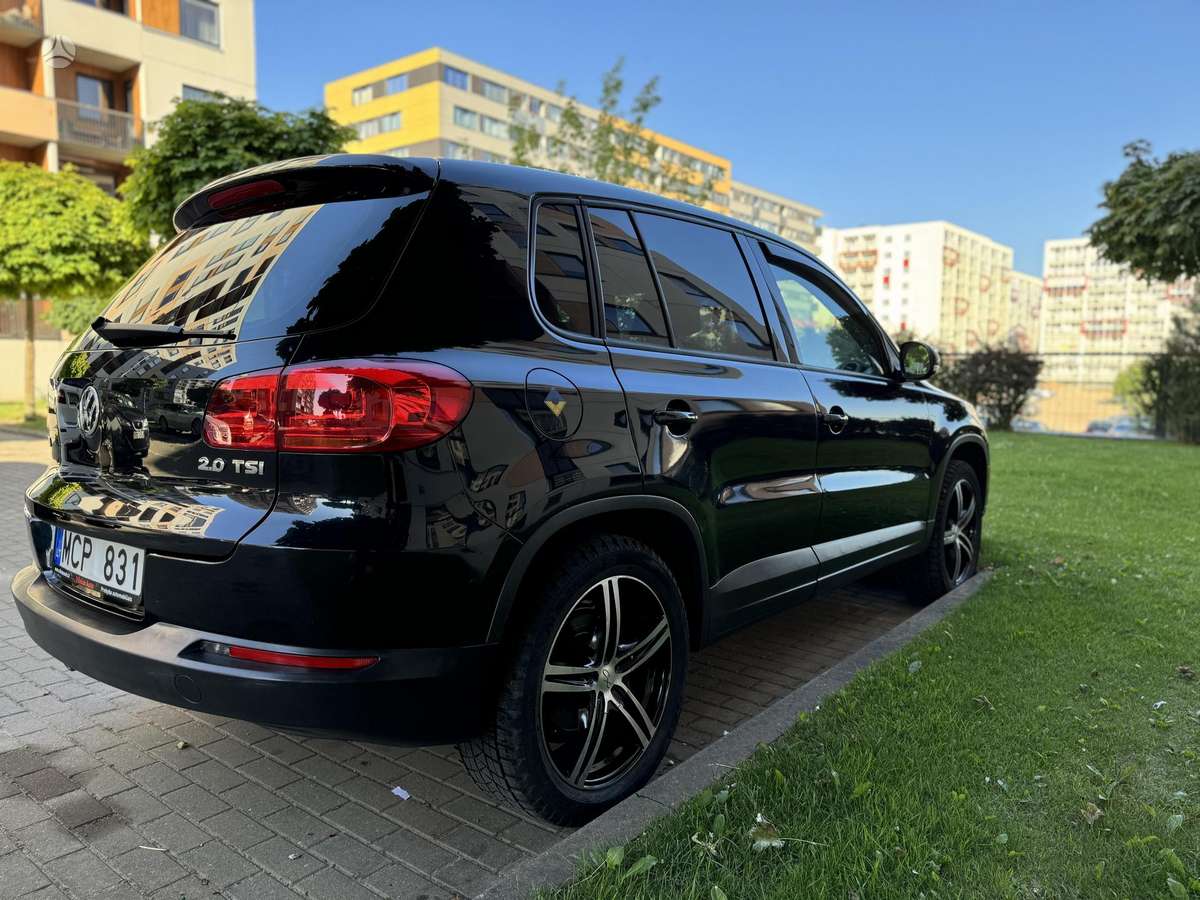 Volkswagen Tiguan 2012 — photo 27