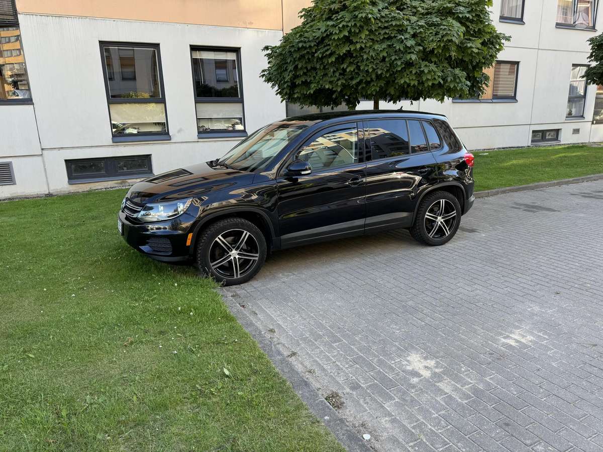 Volkswagen Tiguan 2012 — photo 6