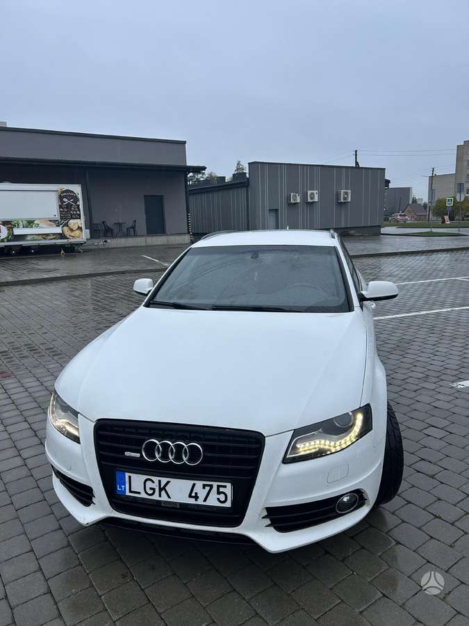 Audi A4 2009 — photo 6
