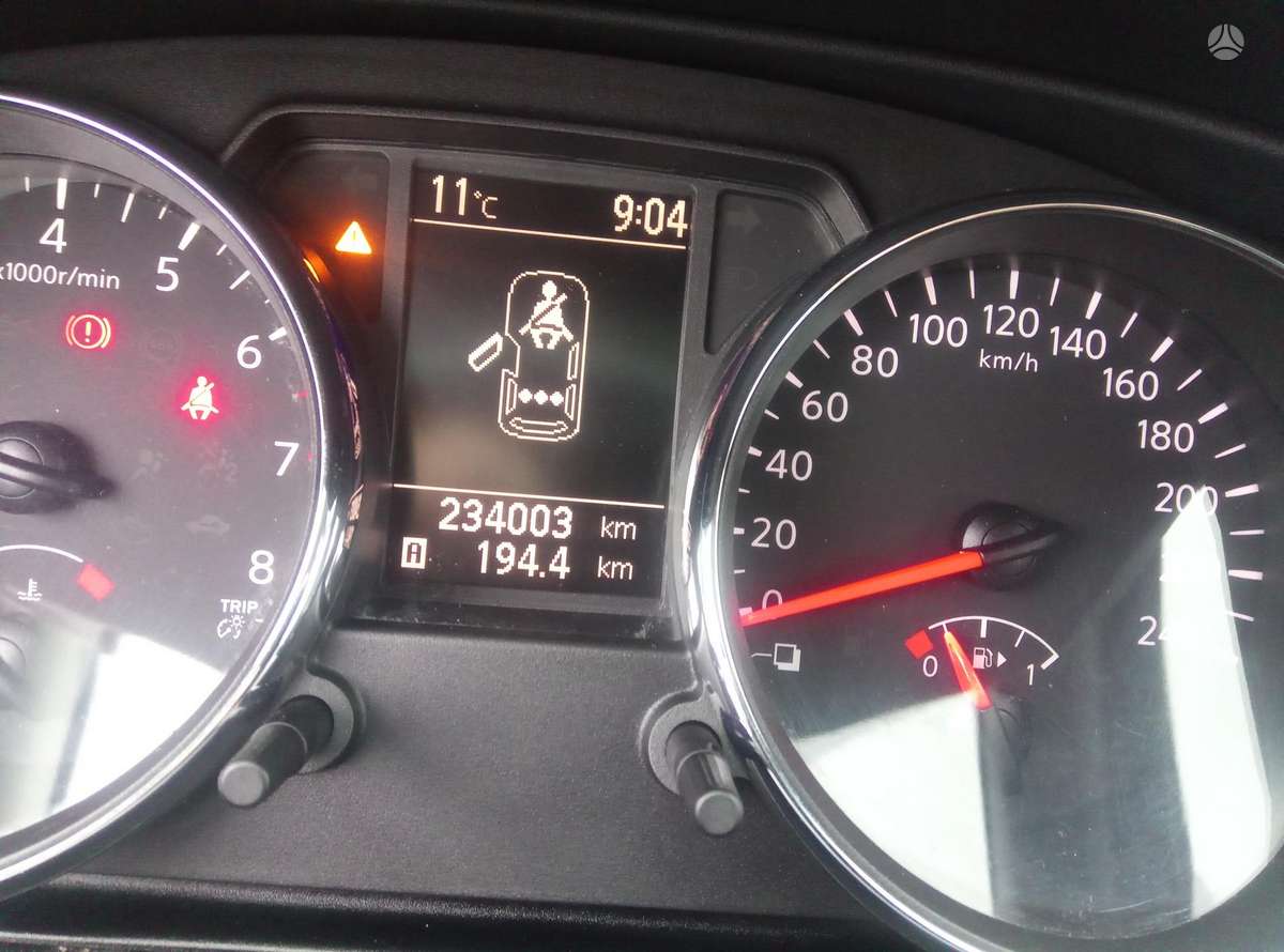 Nissan Qashqai 2010 — photo 12