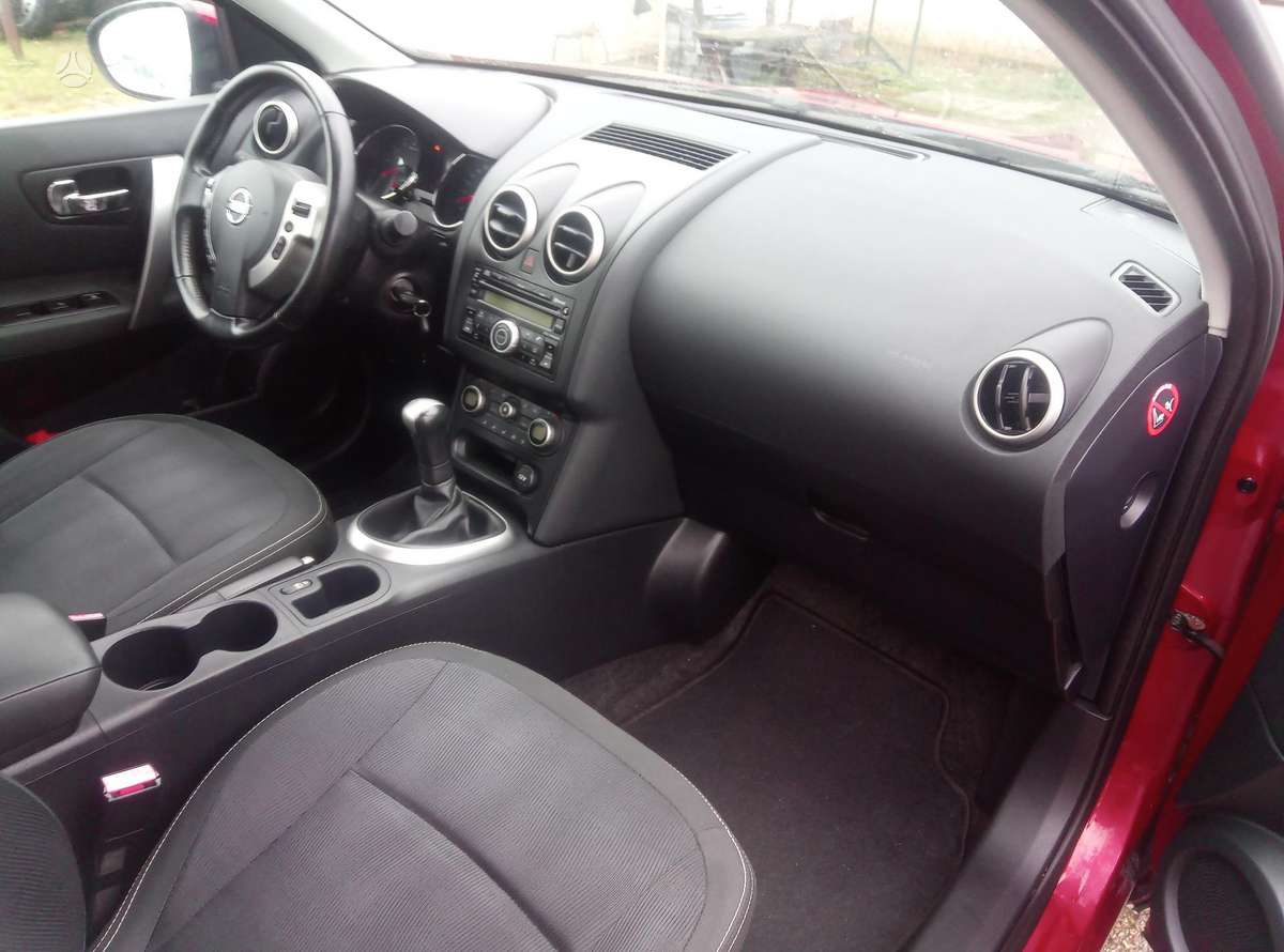 Nissan Qashqai 2010 — photo 9