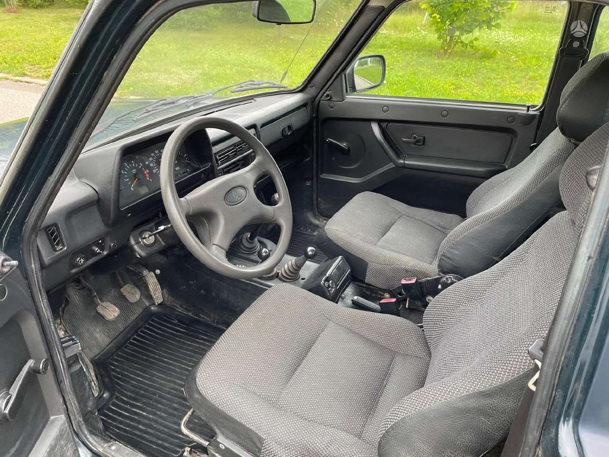 Lada Niva 2013 — photo 16