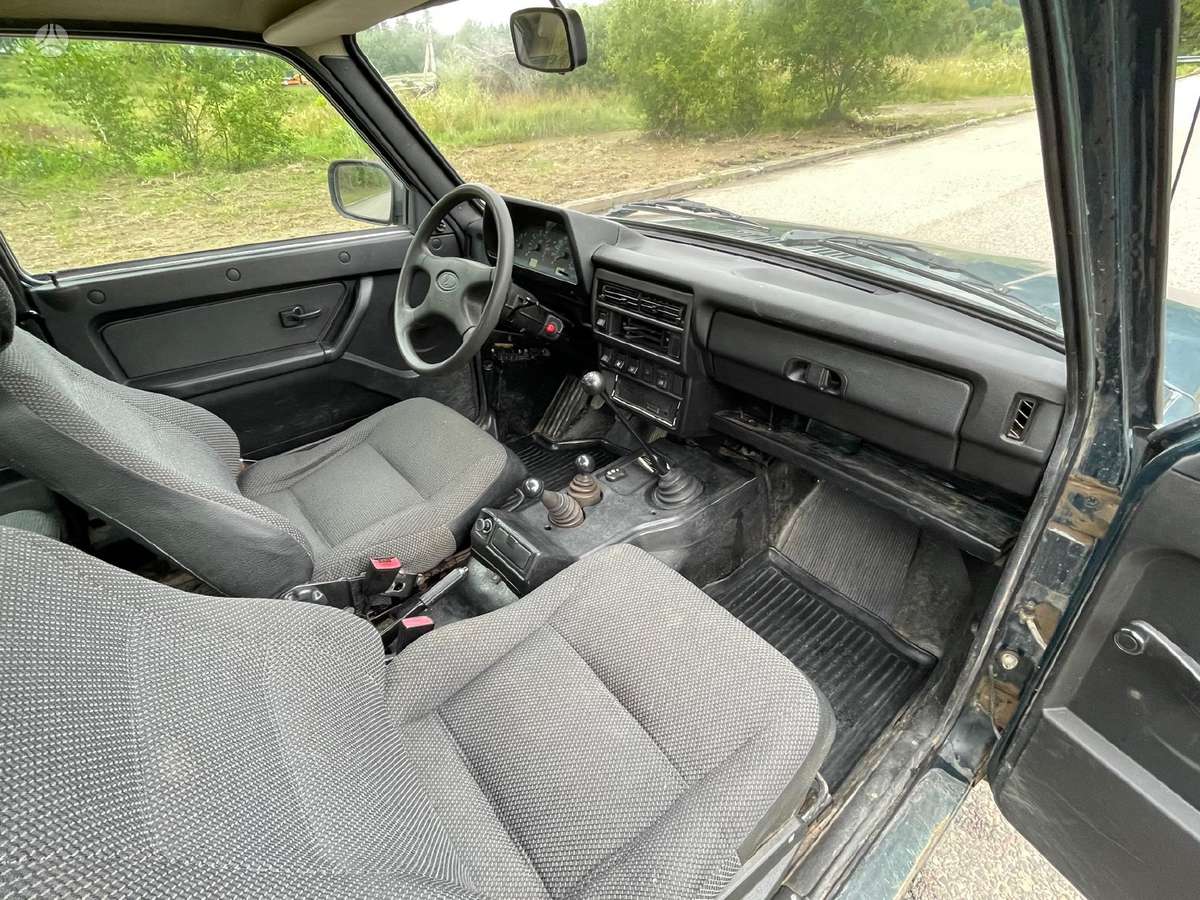 Lada Niva 2013 — photo 17