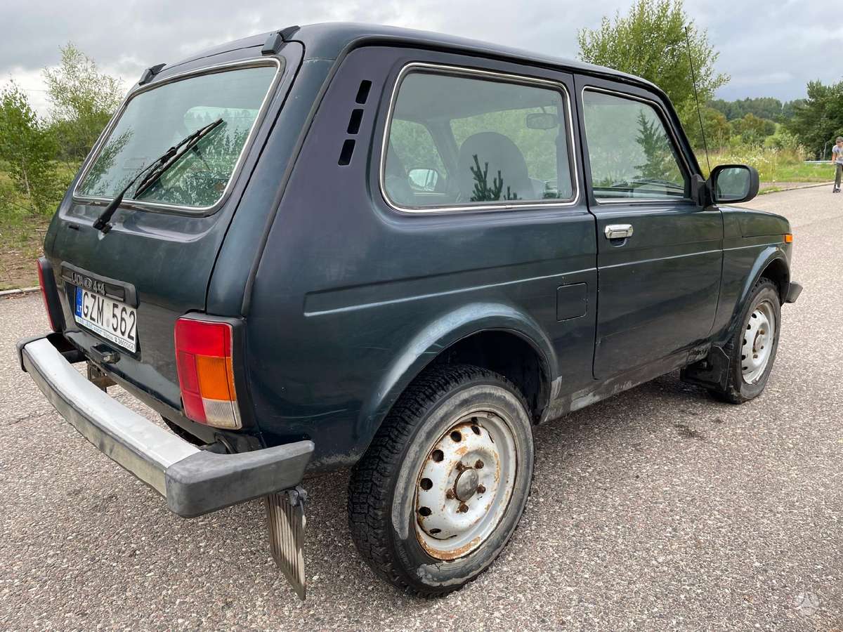 Lada Niva 2013 — engine 1700 cm³, 83 HP (61kW)