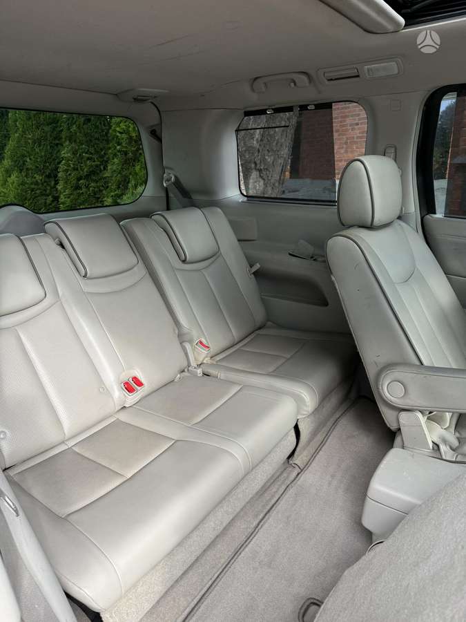 Nissan Quest 2012 — photo 35