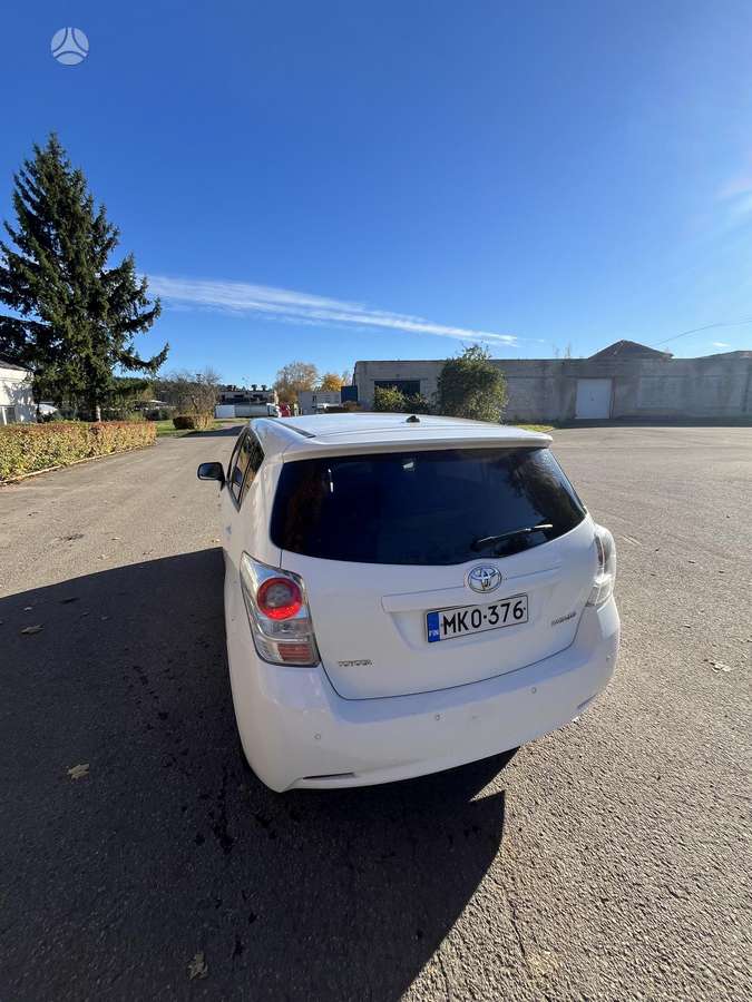 Toyota Verso 2011 — photo 5