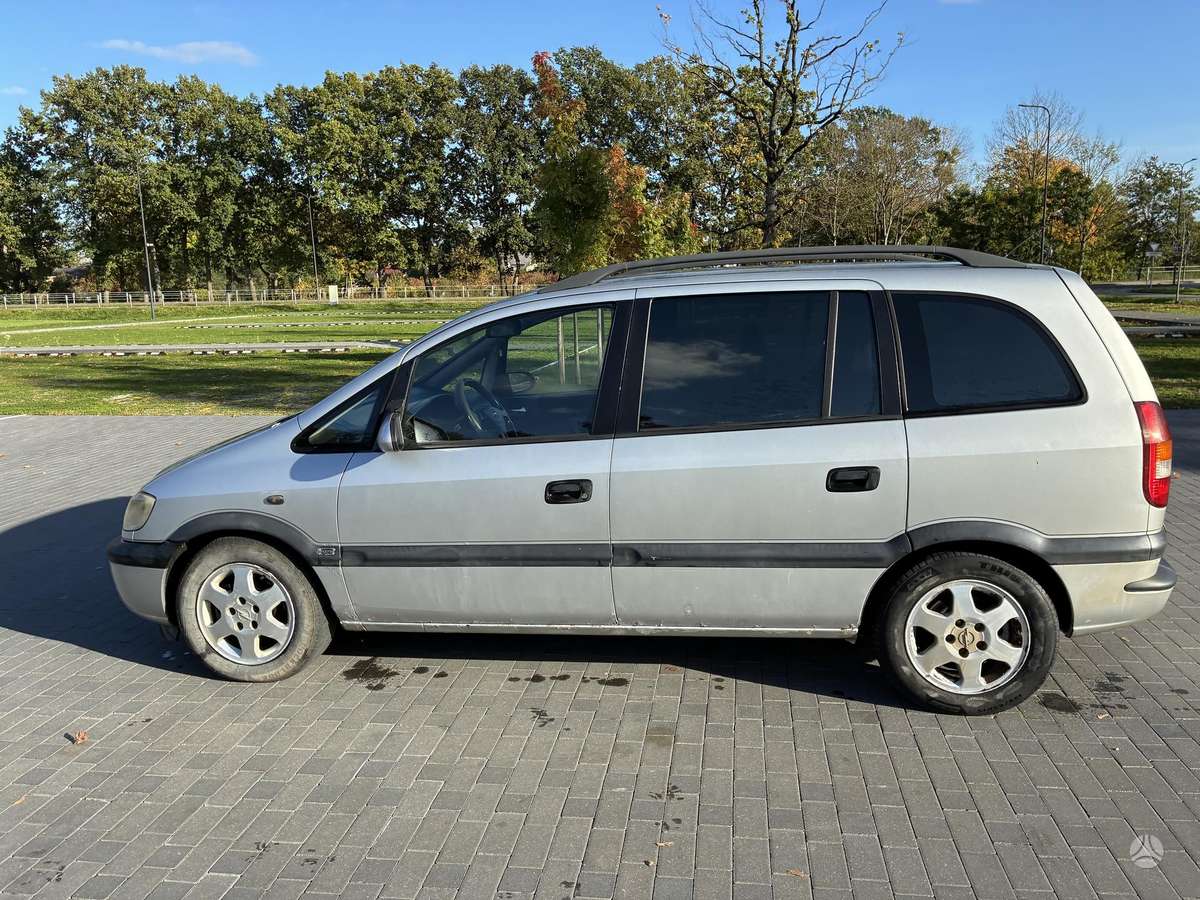 Opel Zafira 2004 — photo 12