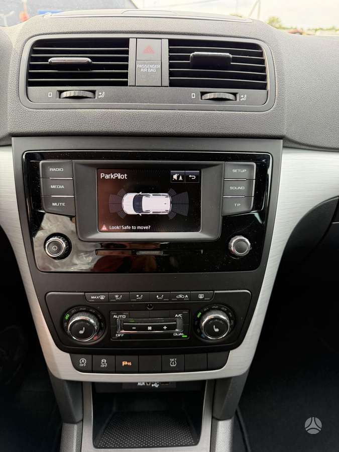 Skoda Yeti 2015 — photo 11
