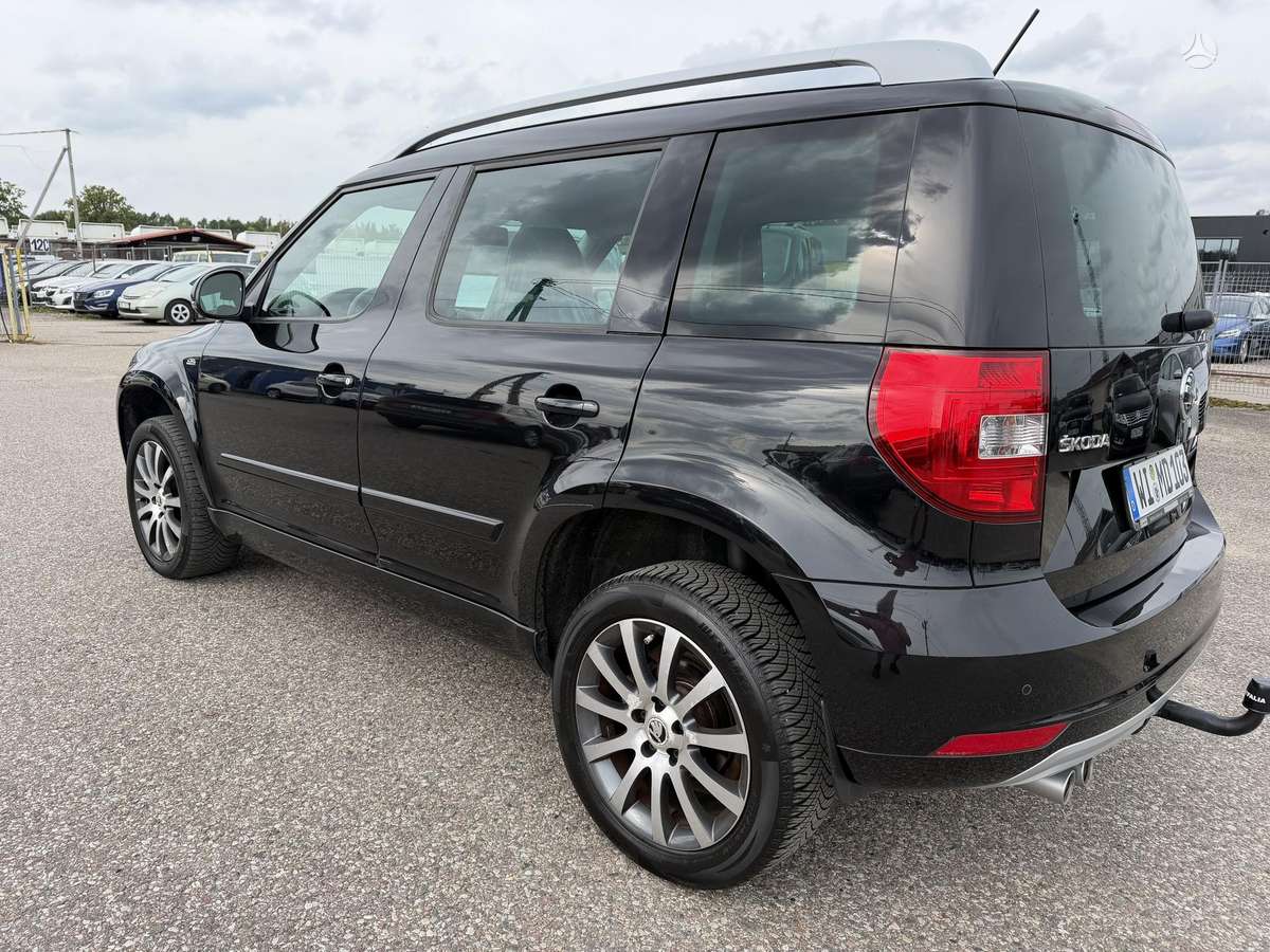 Skoda Yeti 2015 — interior