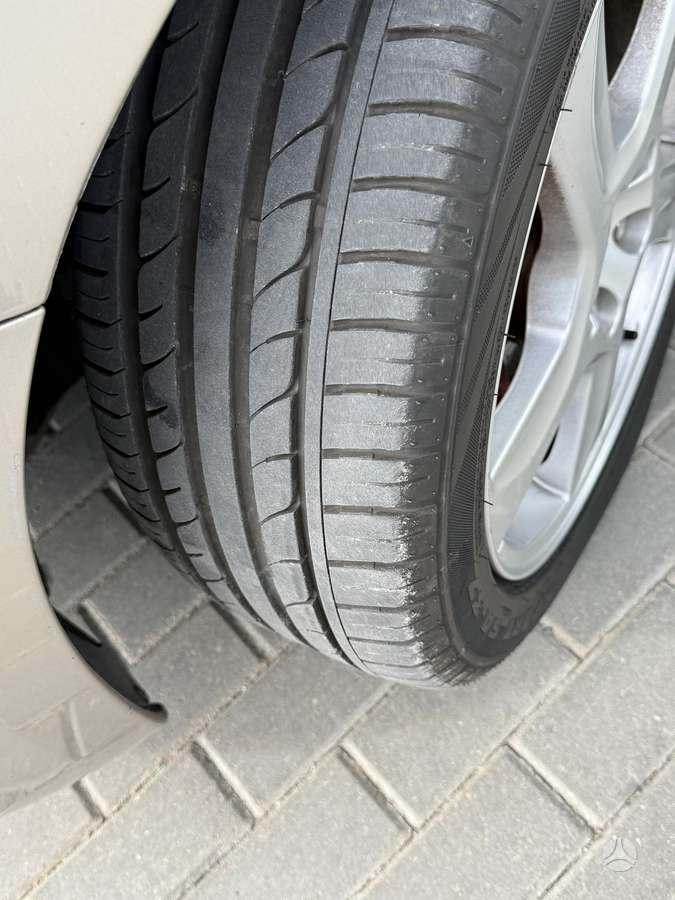 Volvo V60 2011 — photo 46
