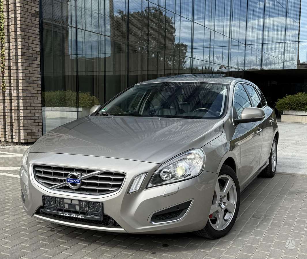 Volvo V60 2011 — photo 6