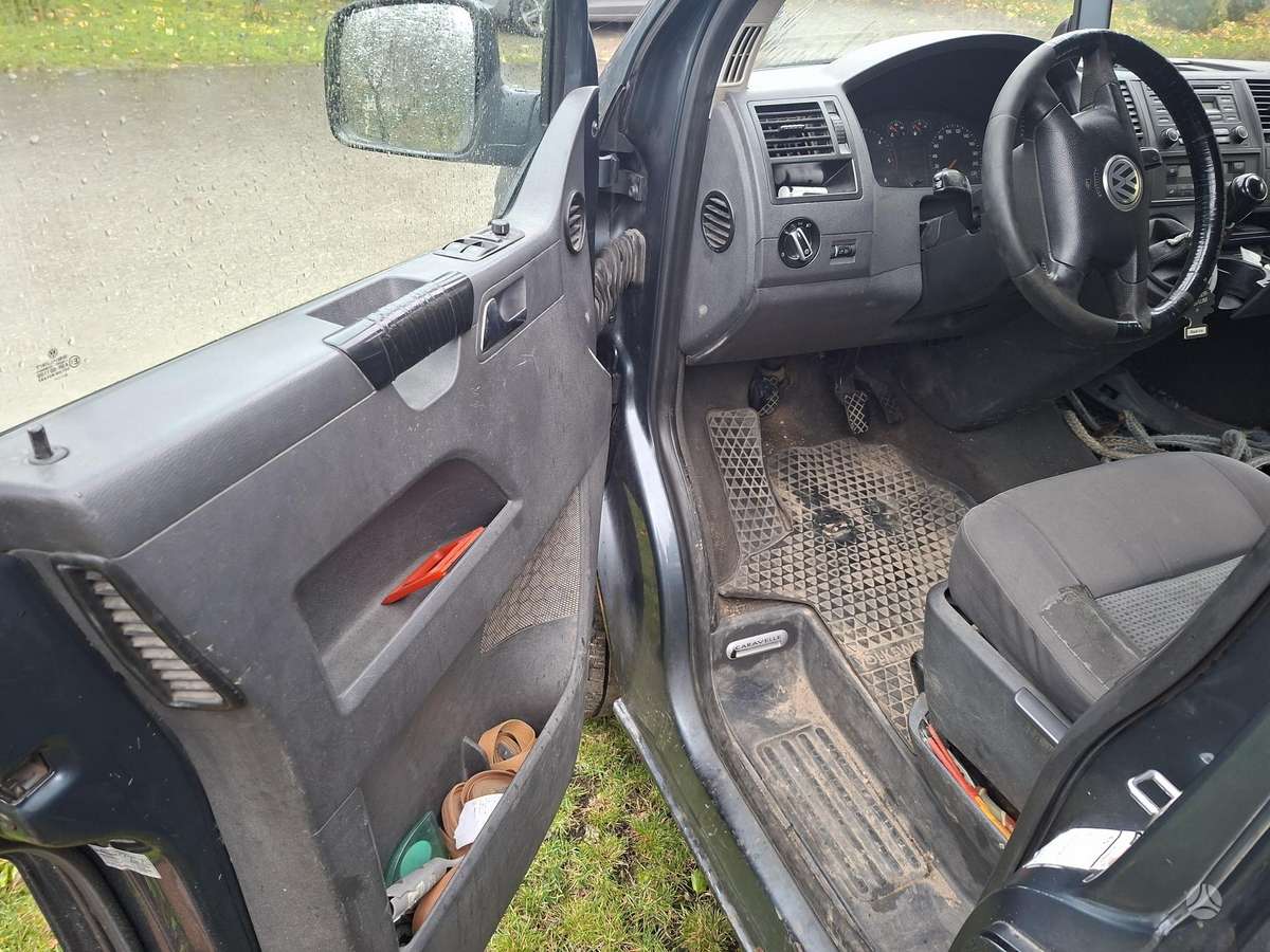 Volkswagen Transporter 2006 — photo 10