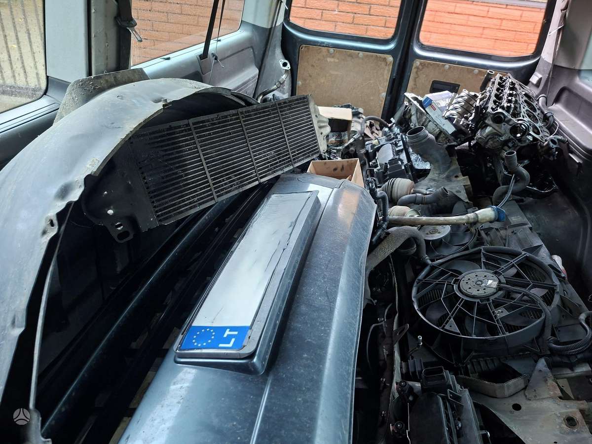 Volkswagen Transporter 2006 — photo 20