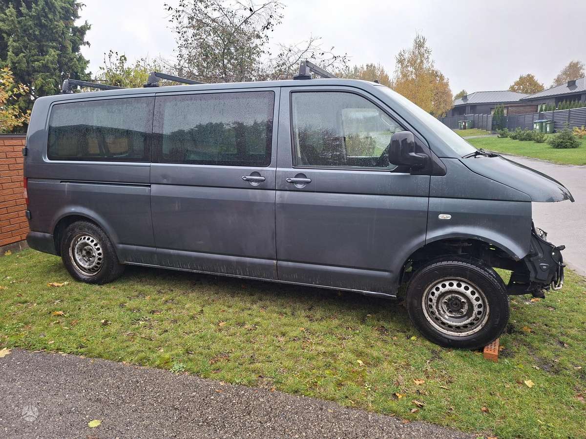Volkswagen Transporter 2006 — engine 2461 cm³, 131 HP (96kW)