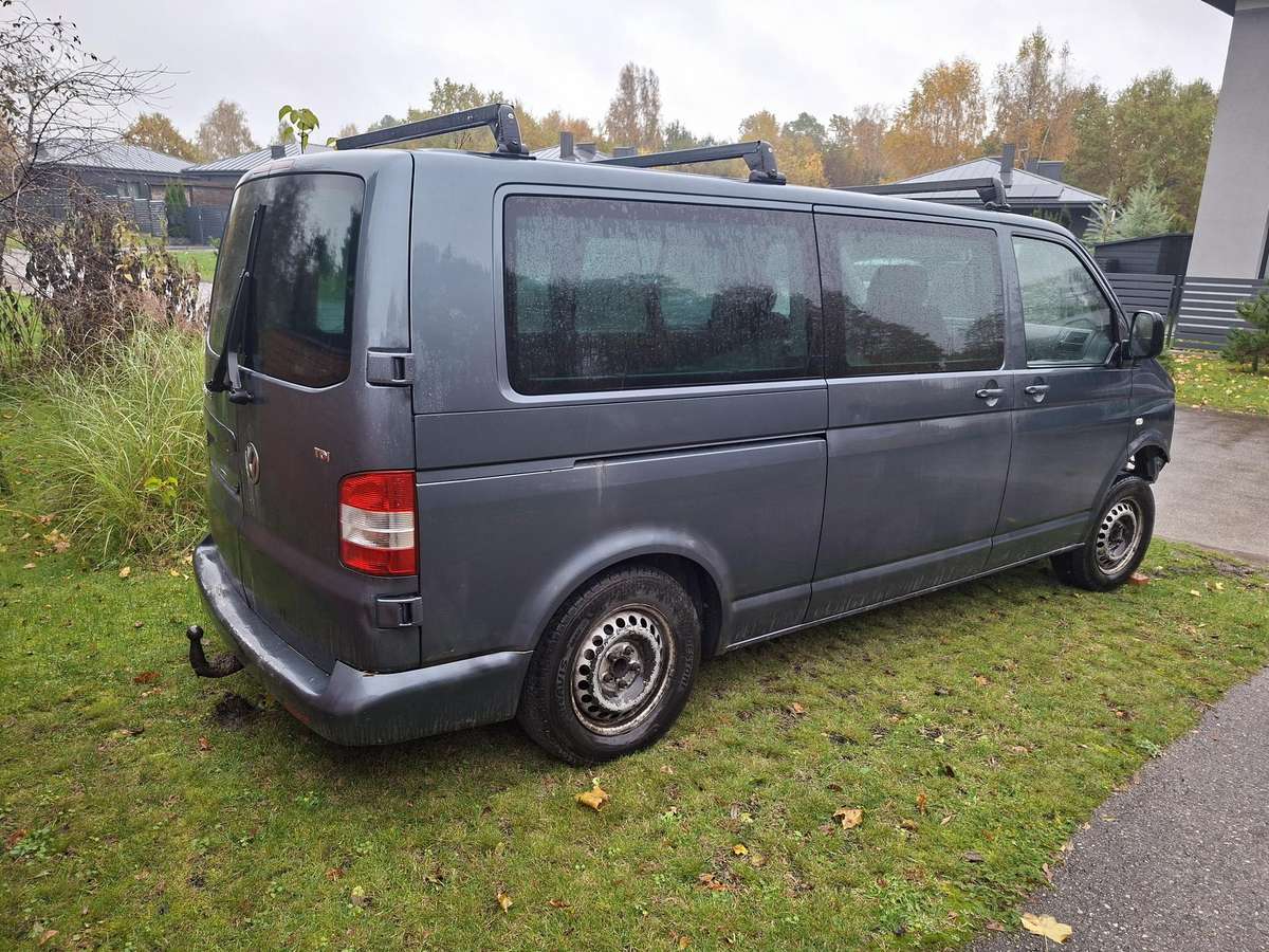 Volkswagen Transporter 2006 — photo 5