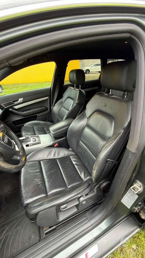 Audi A6 2009 — photo 10