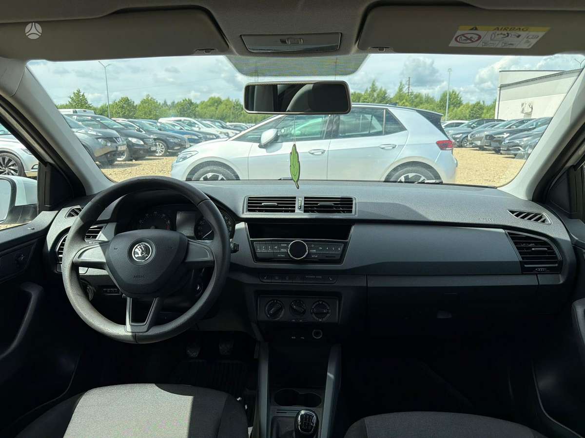Skoda Fabia 2015 — photo 11