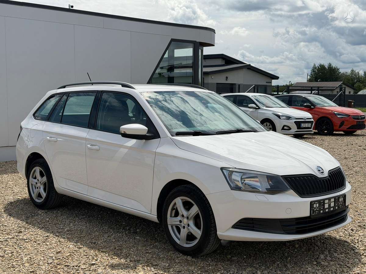 Skoda Fabia 2015 — interior