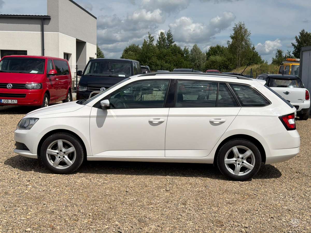 Skoda Fabia 2015 — photo 6