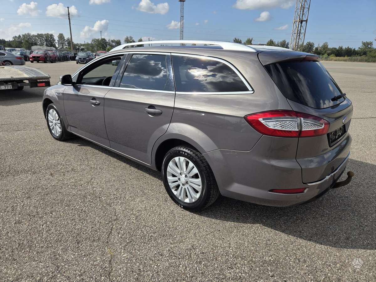 Ford Mondeo 2011 — photo 5