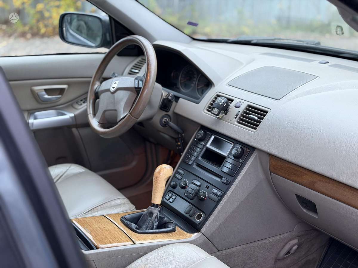 Volvo XC90 2006 — photo 15
