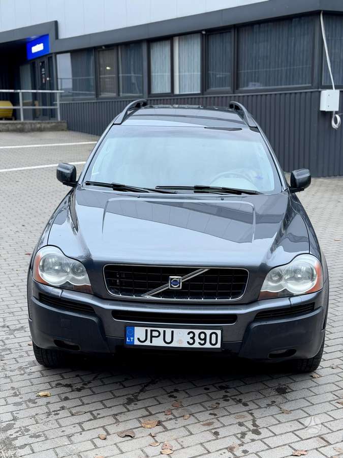 Volvo XC90 2006 — interior