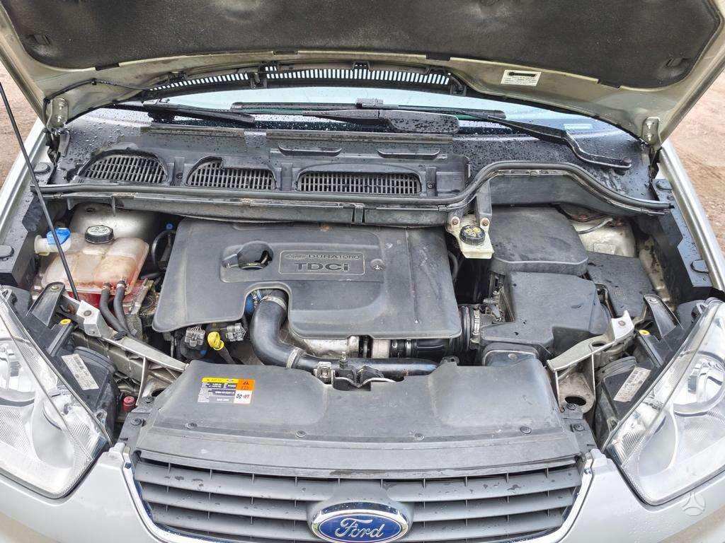 Ford C-MAX 2008 — photo 11