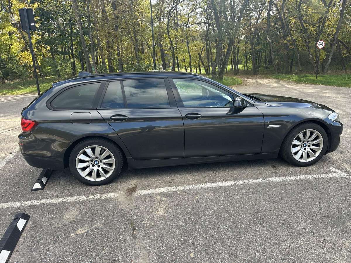 BMW 530 2011 — photo 7