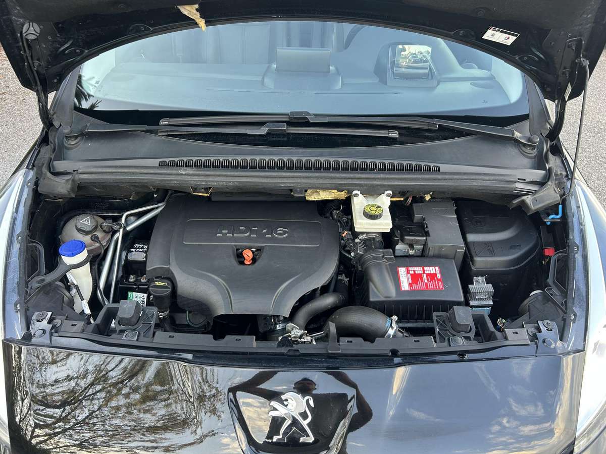 Peugeot 5008 2014 — photo 20