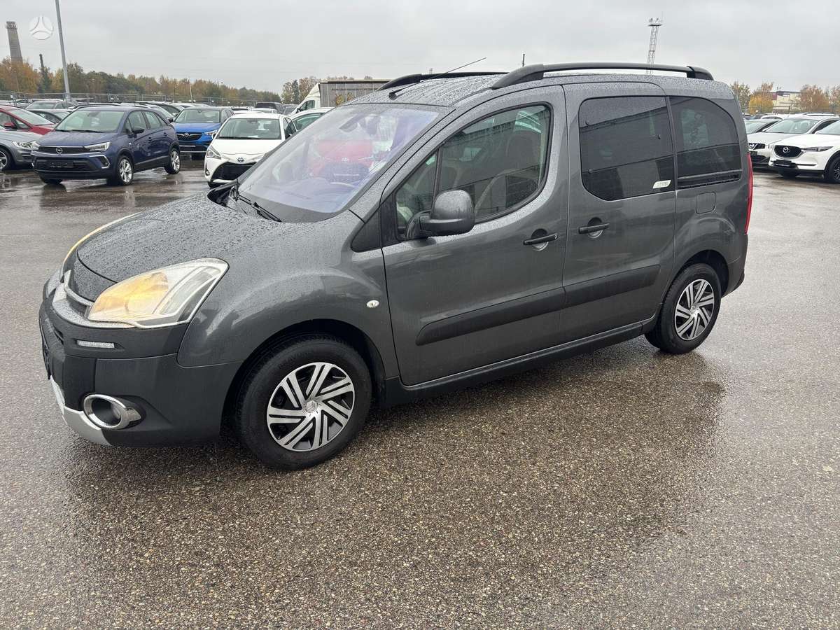 Citroen Berlingo 2014 — вигляд ззаду