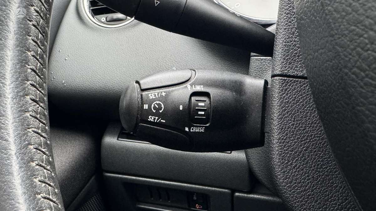 Peugeot 3008 2012 — photo 21