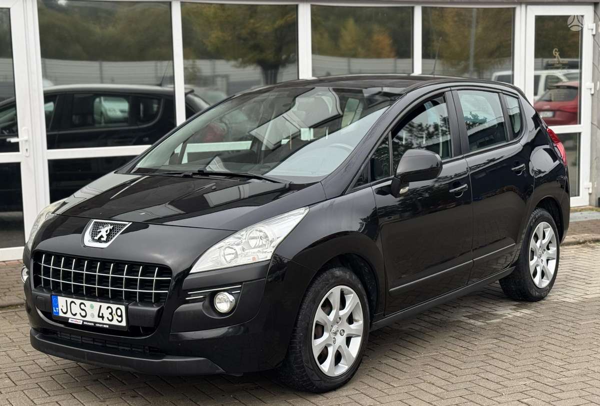 Peugeot 3008 2012 — interior