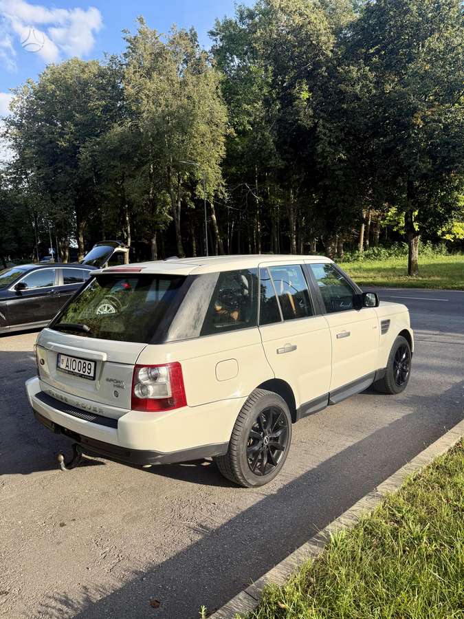 Land Rover 2008 — салон