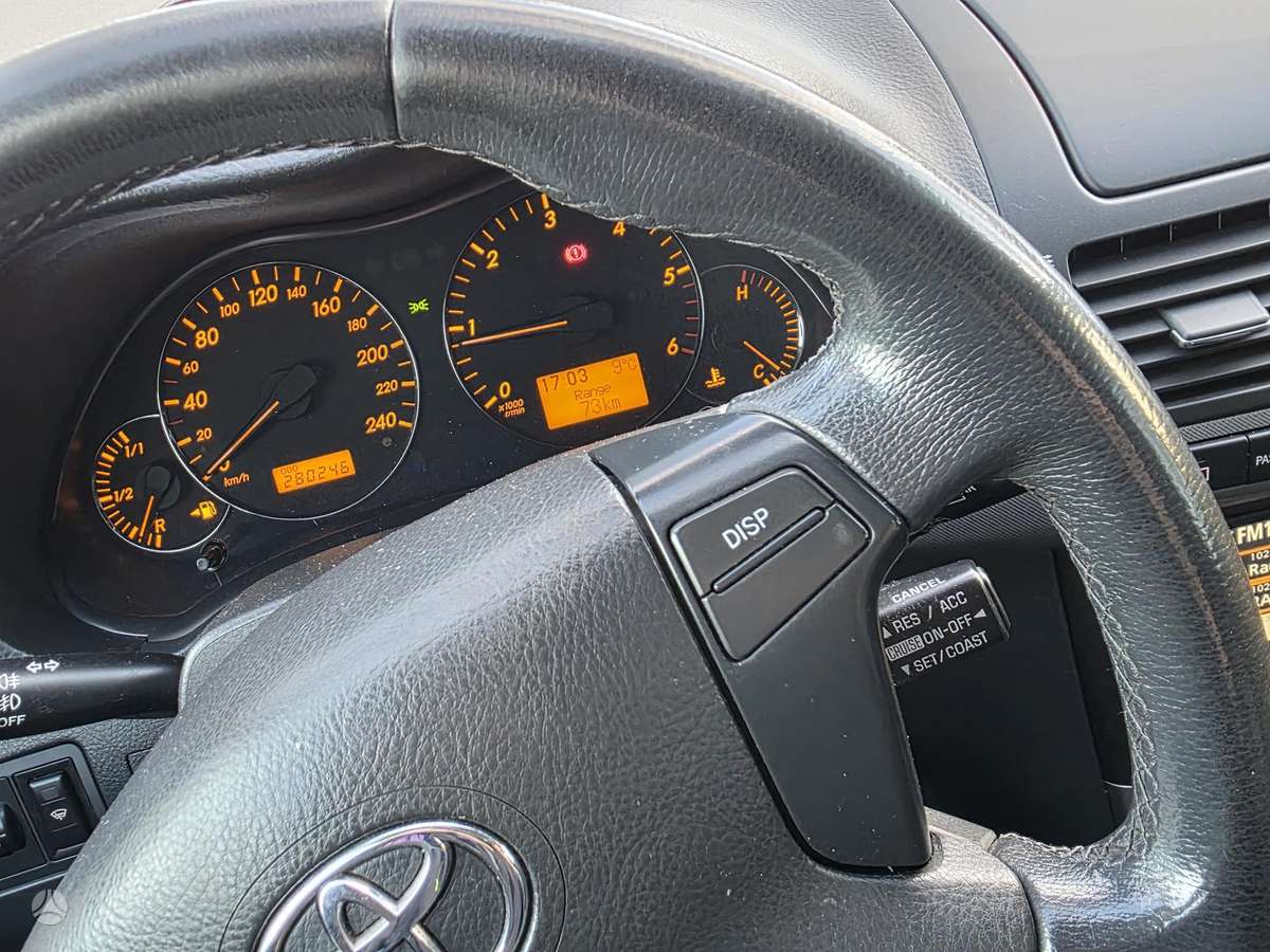 Toyota Avensis 2006 — photo 11