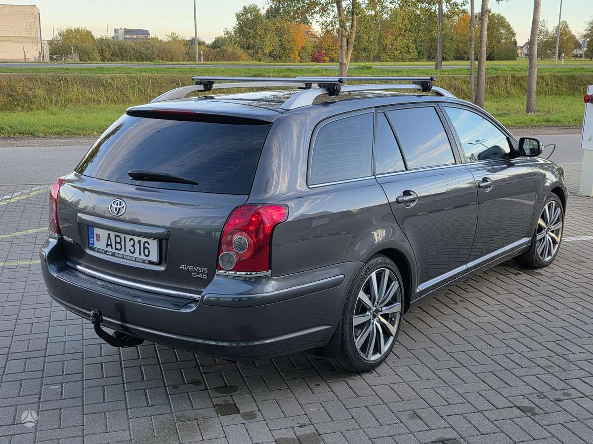 Toyota Avensis 2006 — engine 1995 cm³, 126 HP (93kW)