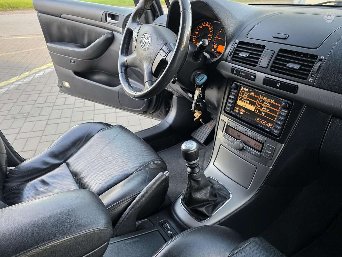 Toyota Avensis 2006 — photo 7