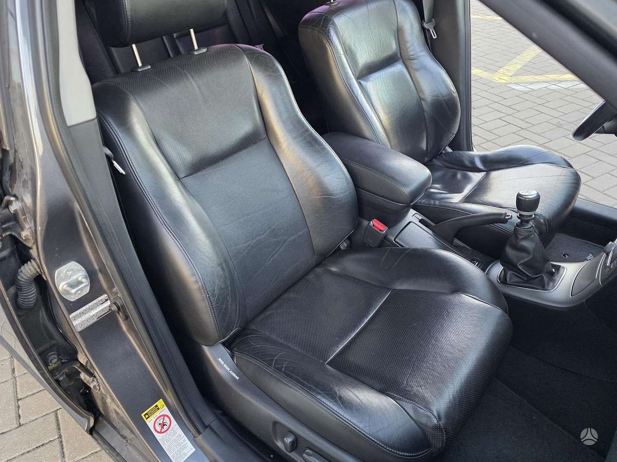 Toyota Avensis 2006 — photo 8