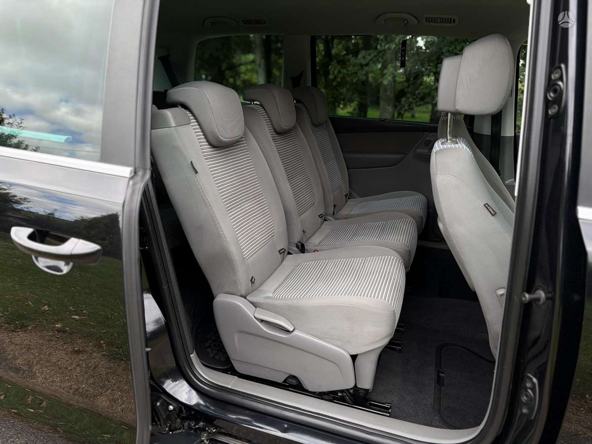 Seat Alhambra 2013 — photo 15