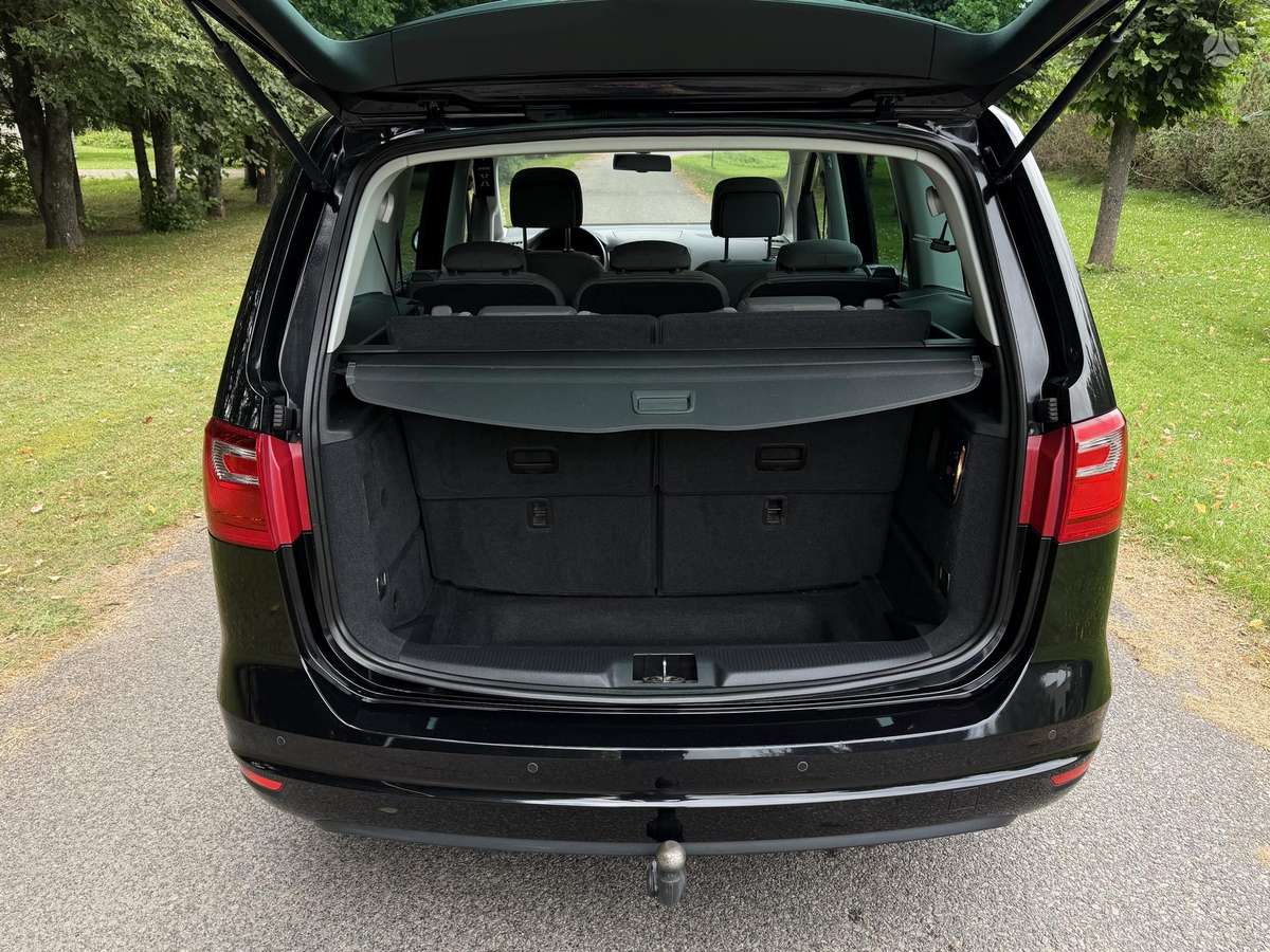 Seat Alhambra 2013 — photo 9