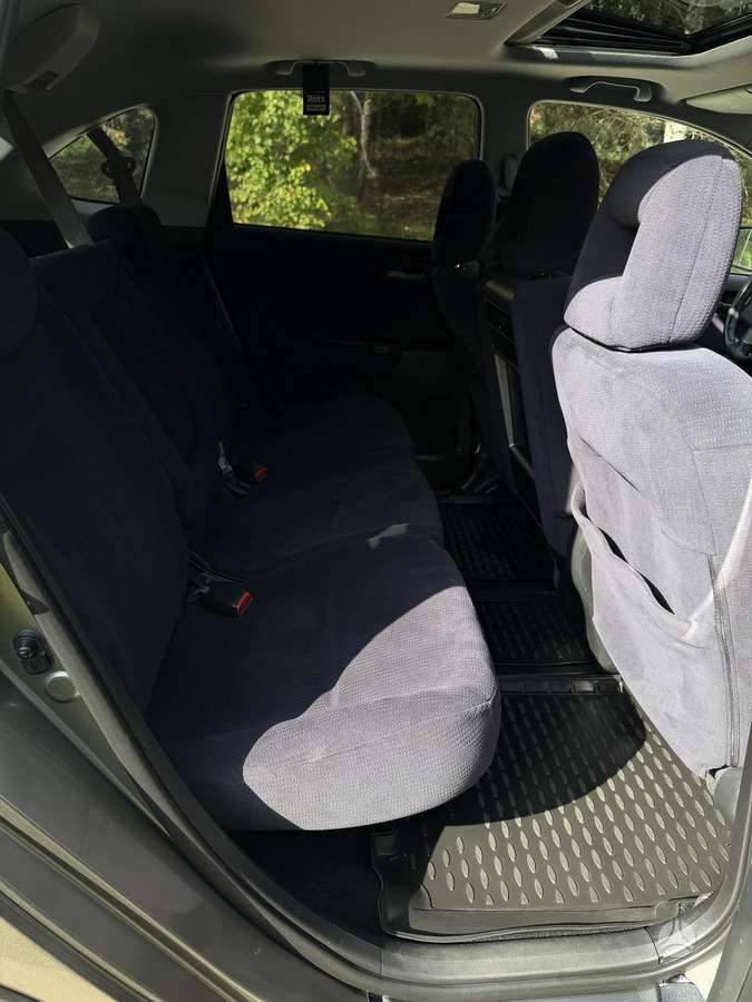 Honda FR-V 2007 — photo 20