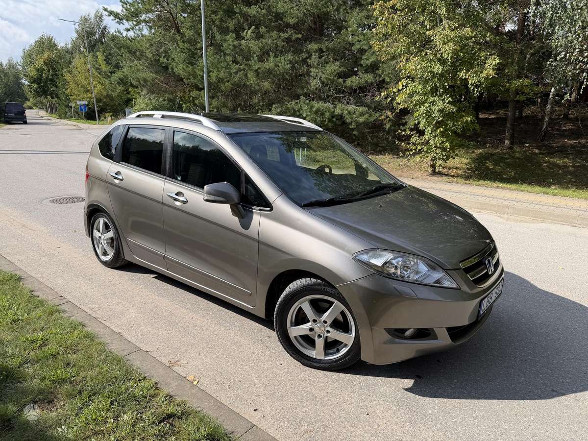 Honda FR-V 2007 — photo 5