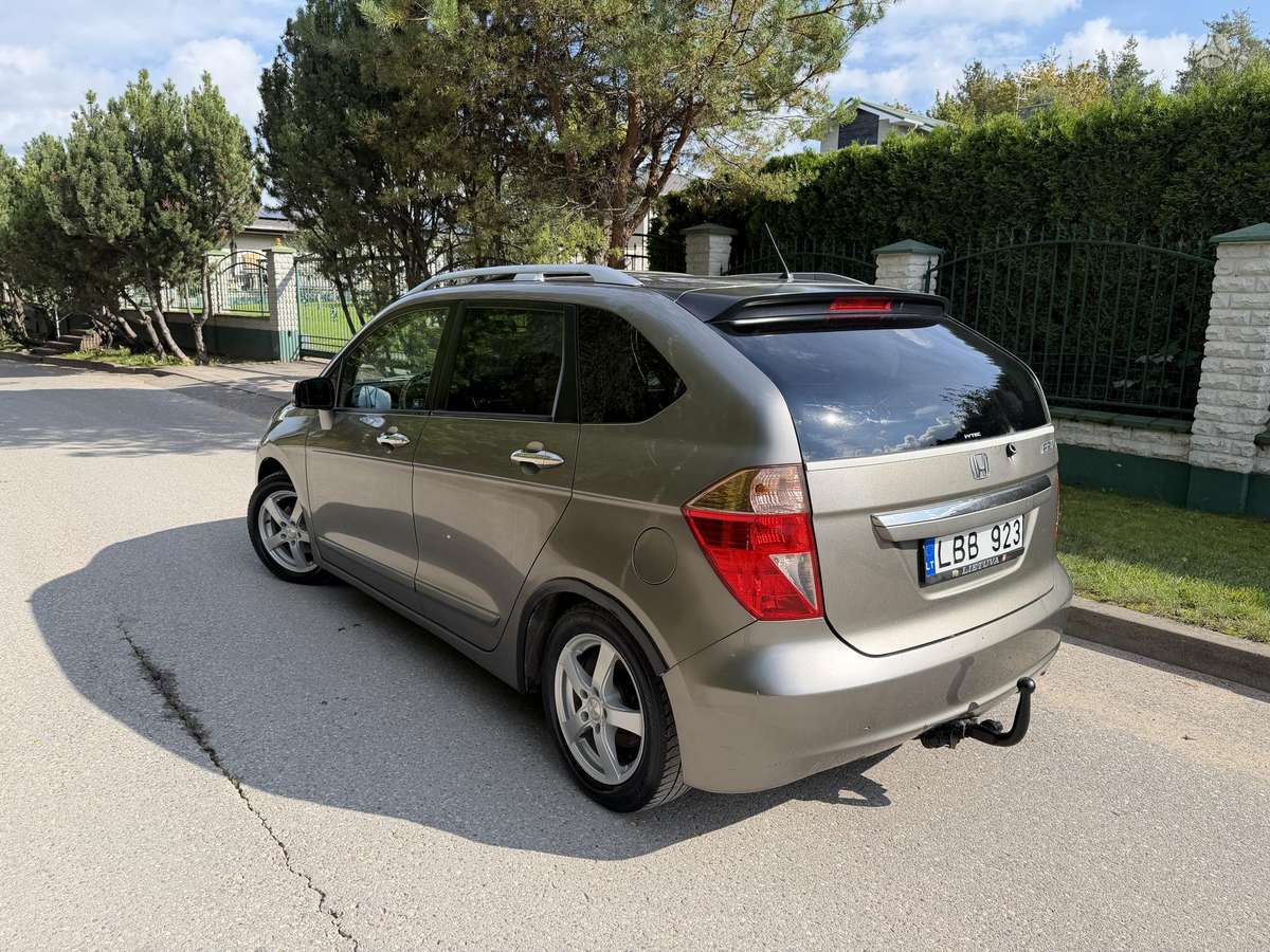 Honda FR-V 2007 — photo 6