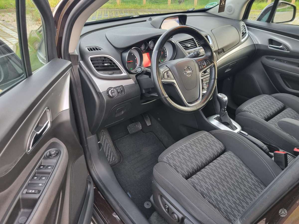 Opel Mokka 2013 — photo 17