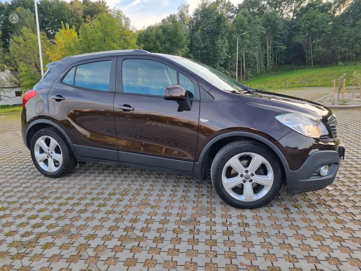 Opel Mokka 2013 — interior